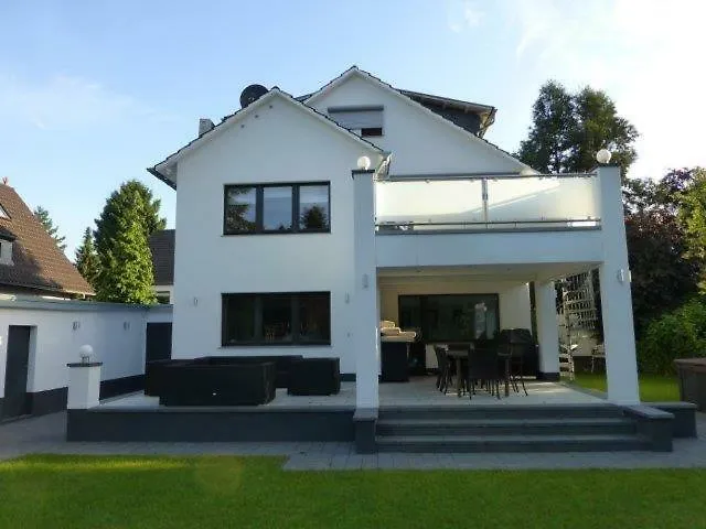 Komfortwohnung Mit Garten In Ruhiger Lage In Koeln Dellbrueck