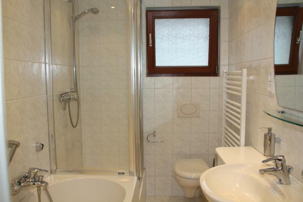 Komfortwohnung Mit Garten In Ruhiger Lage In Dellbruck Apartment